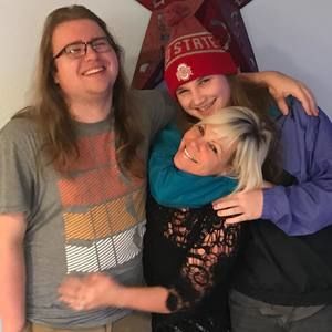 Meet your Posher, Lael